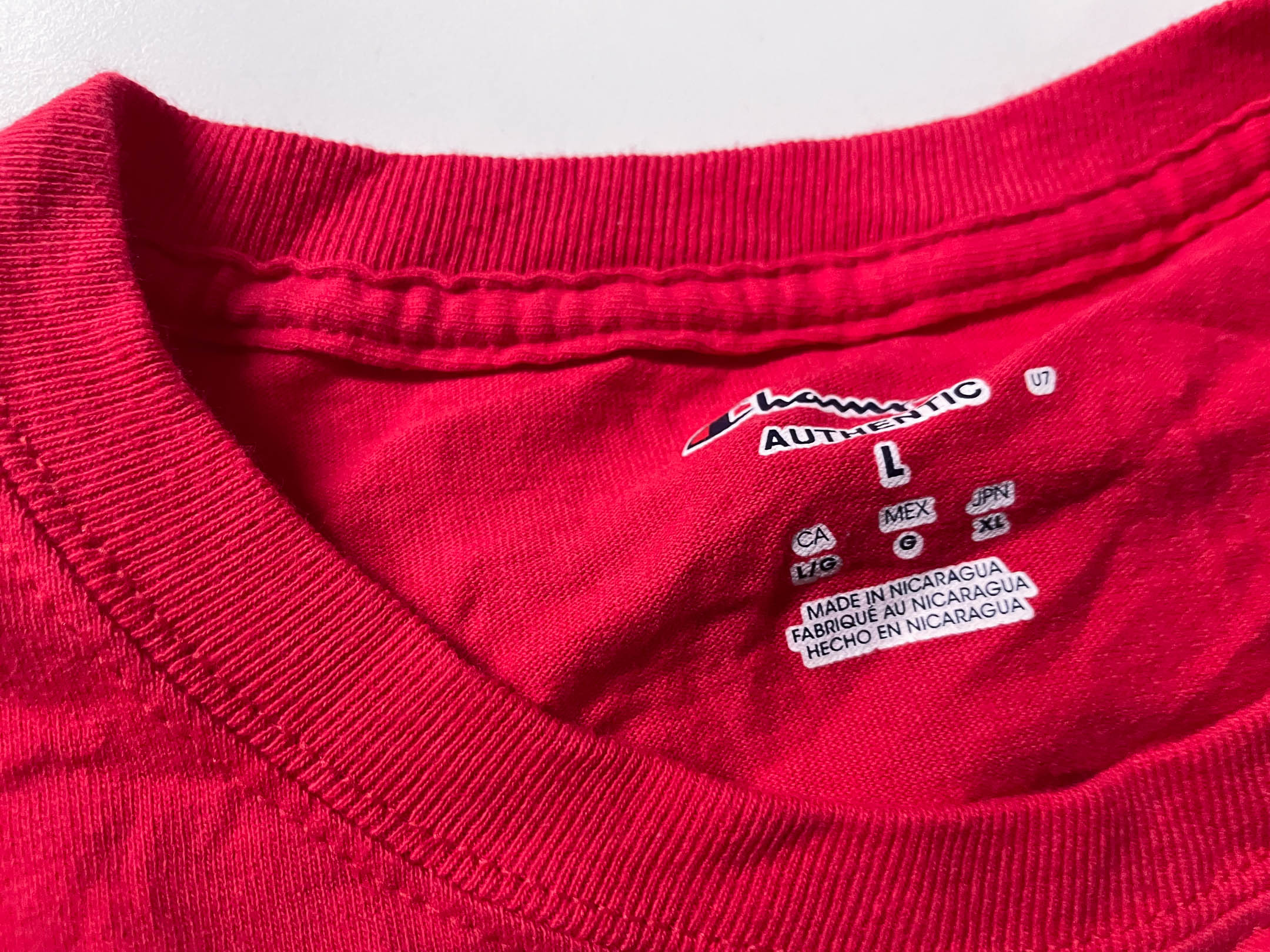 Vintage Men's Champion authentic Cincinnati graphics red tees in L|L29 W19|SKU 4126
