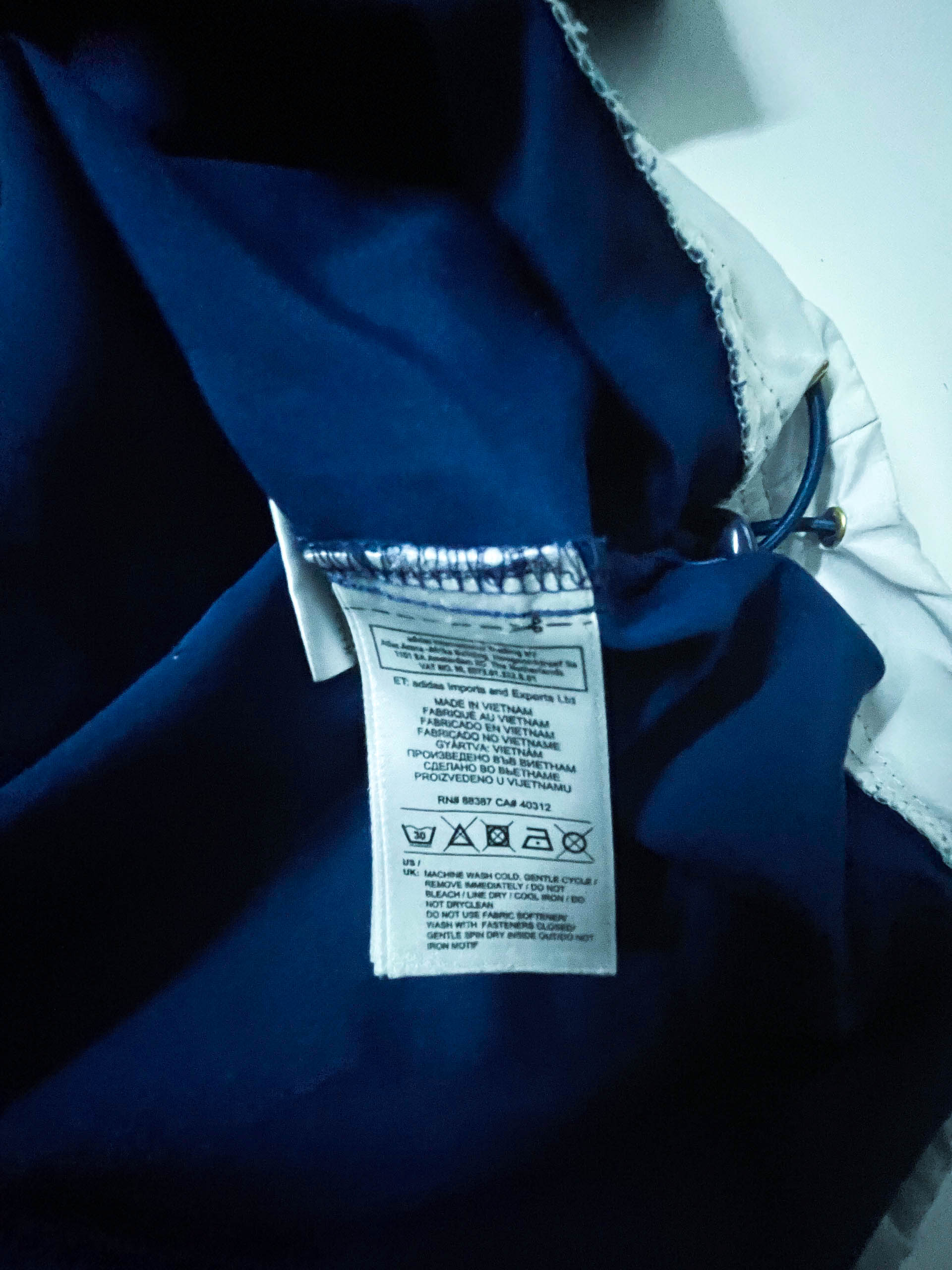 Vintage Men's Adidas 1/4 zip blue sweatshirt in L|L30 W 22|SKU 3884