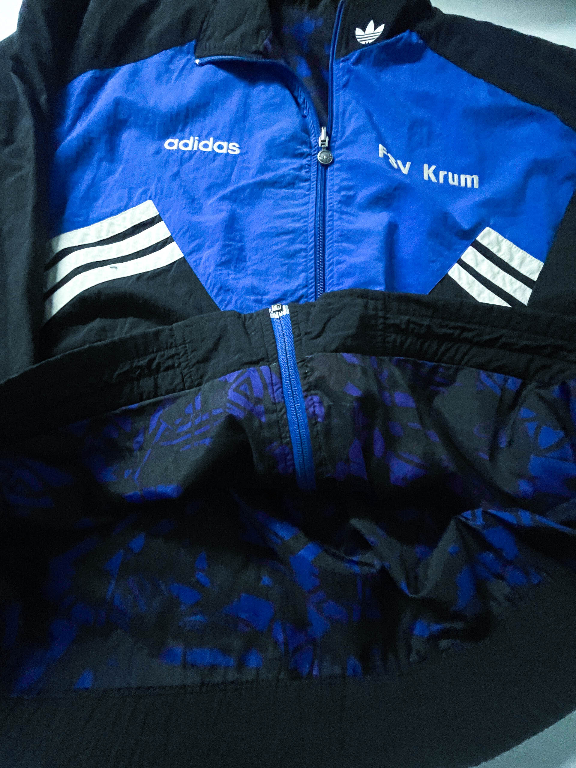 Vintage Men's Adidas FSV Krum Blue colorblock full zip track top in L/XL |L32 W25|SKU 3886