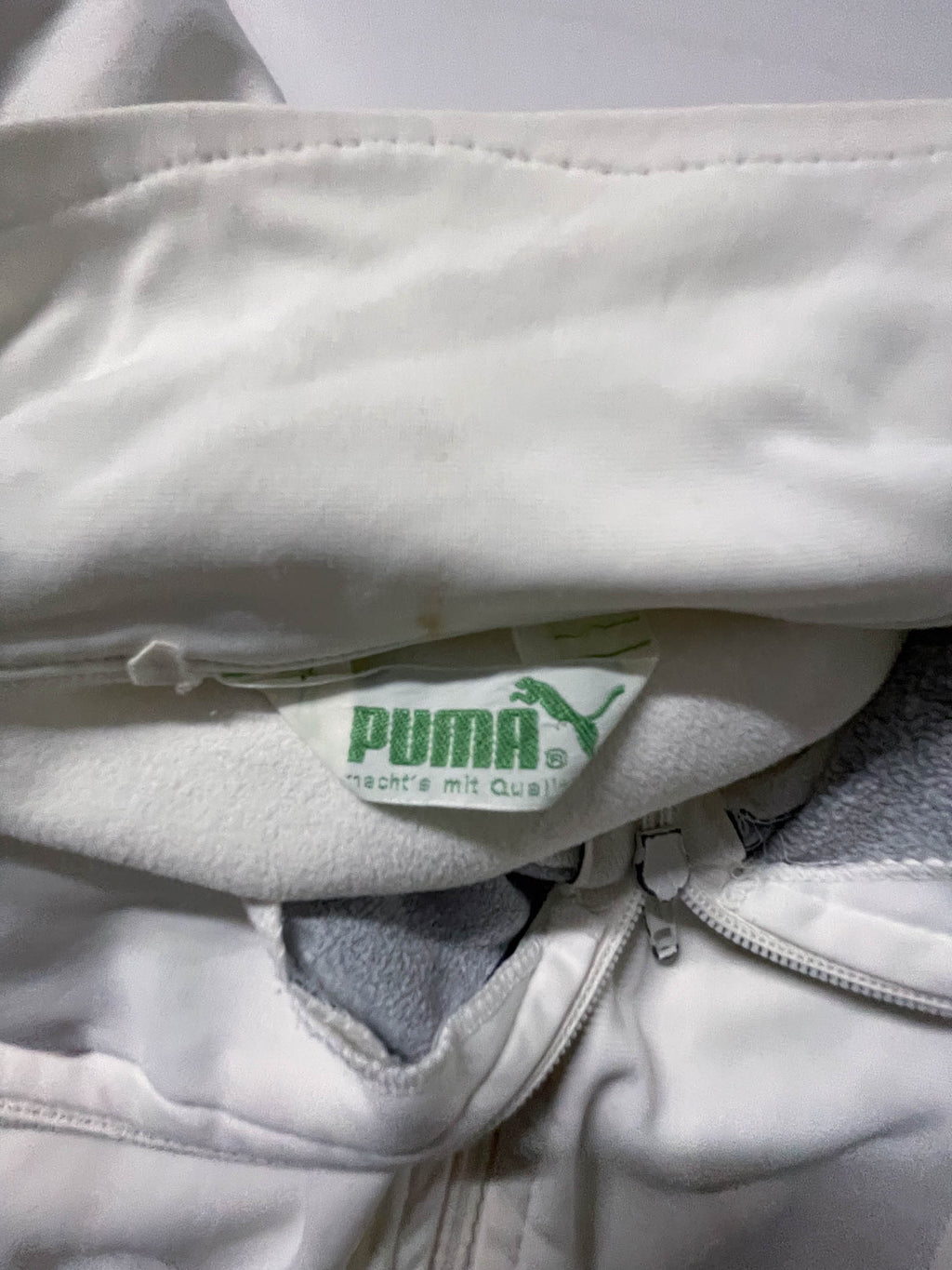 Vintage Women's white Puma full zip high neck track top in M|L28 W21|SKU 3890
