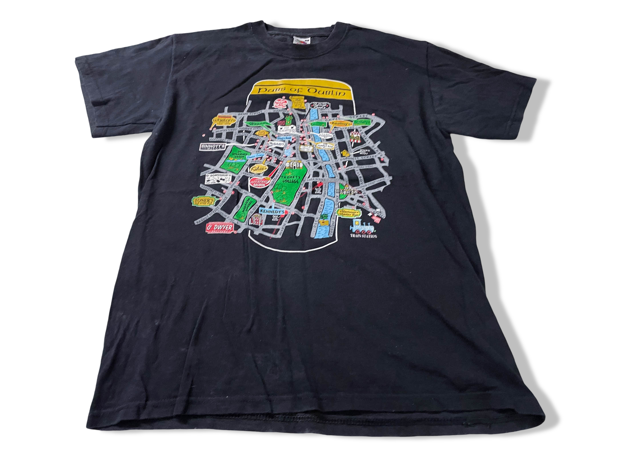 Vintage Men's Fruit of the loom Pubs of Dublin graphics black tees in M|L27 W18|SKU 4130