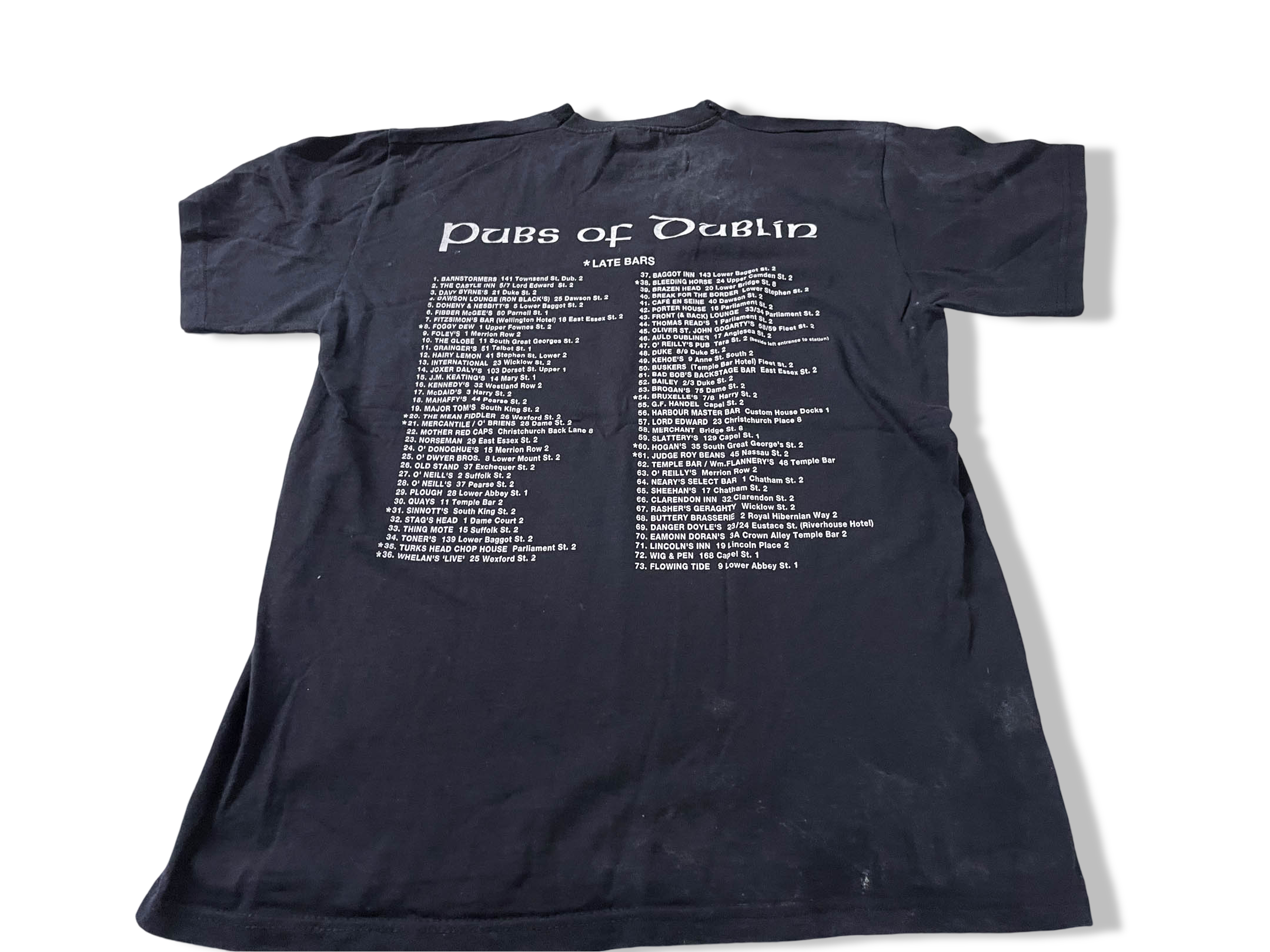 Vintage Men's Fruit of the loom Pubs of Dublin graphics black tees in M|L27 W18|SKU 4130