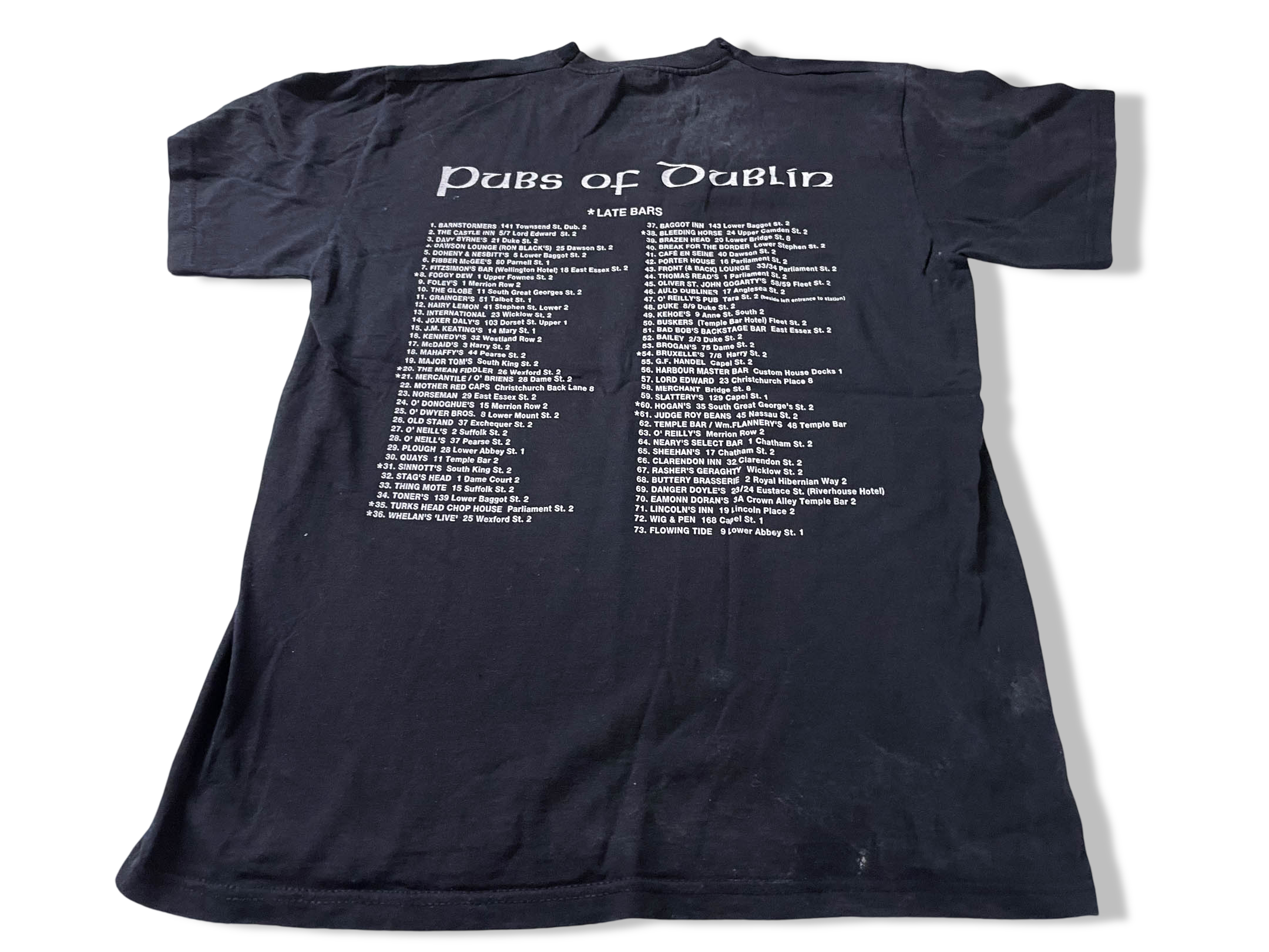 Vintage Men's Fruit of the loom Pubs of Dublin graphics black tees in M|L27 W18|SKU 4130