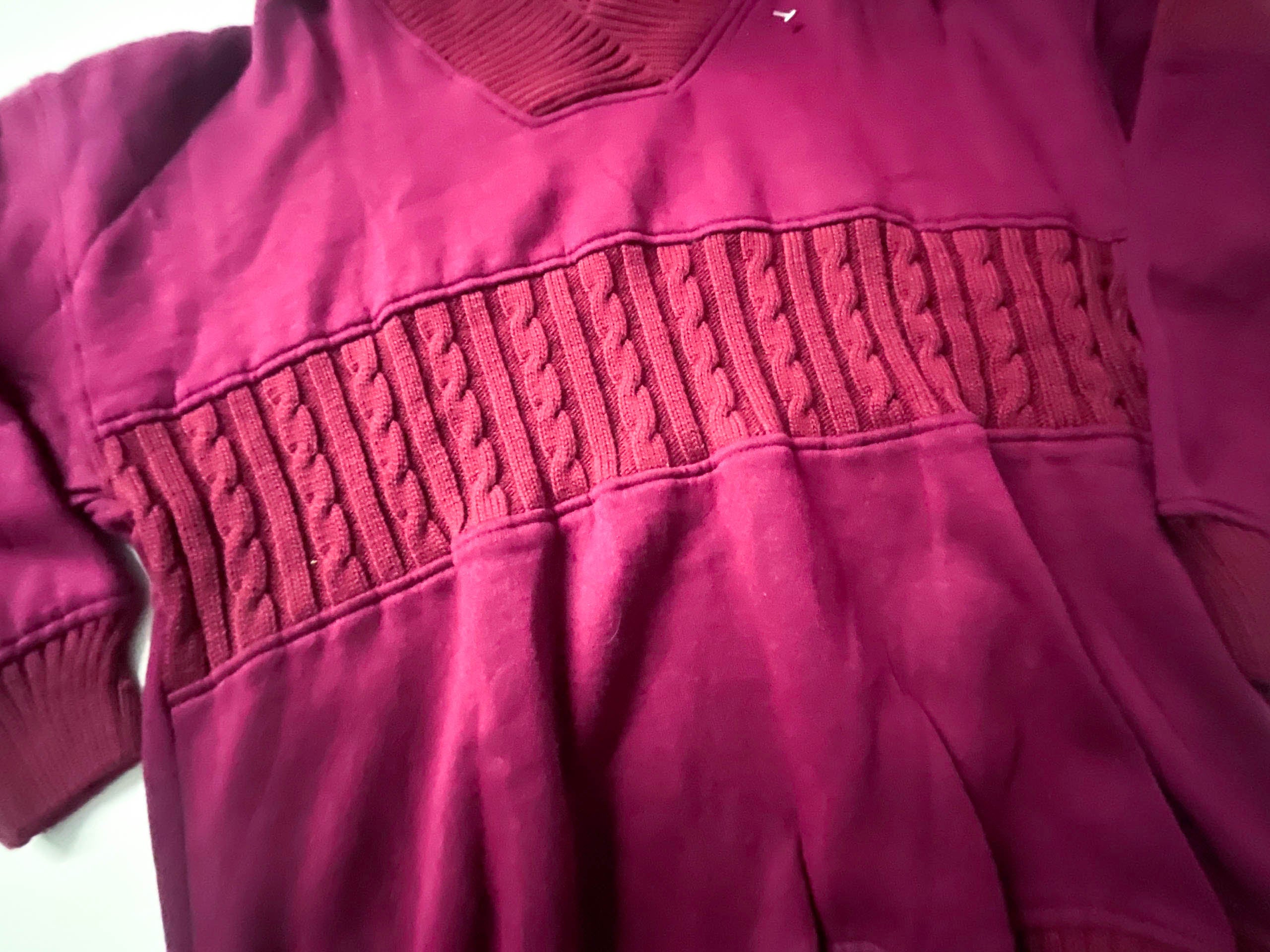 Vintage Wine Weekend Edition V-neck sweatshirt in M |L28 W22|SKU 3907