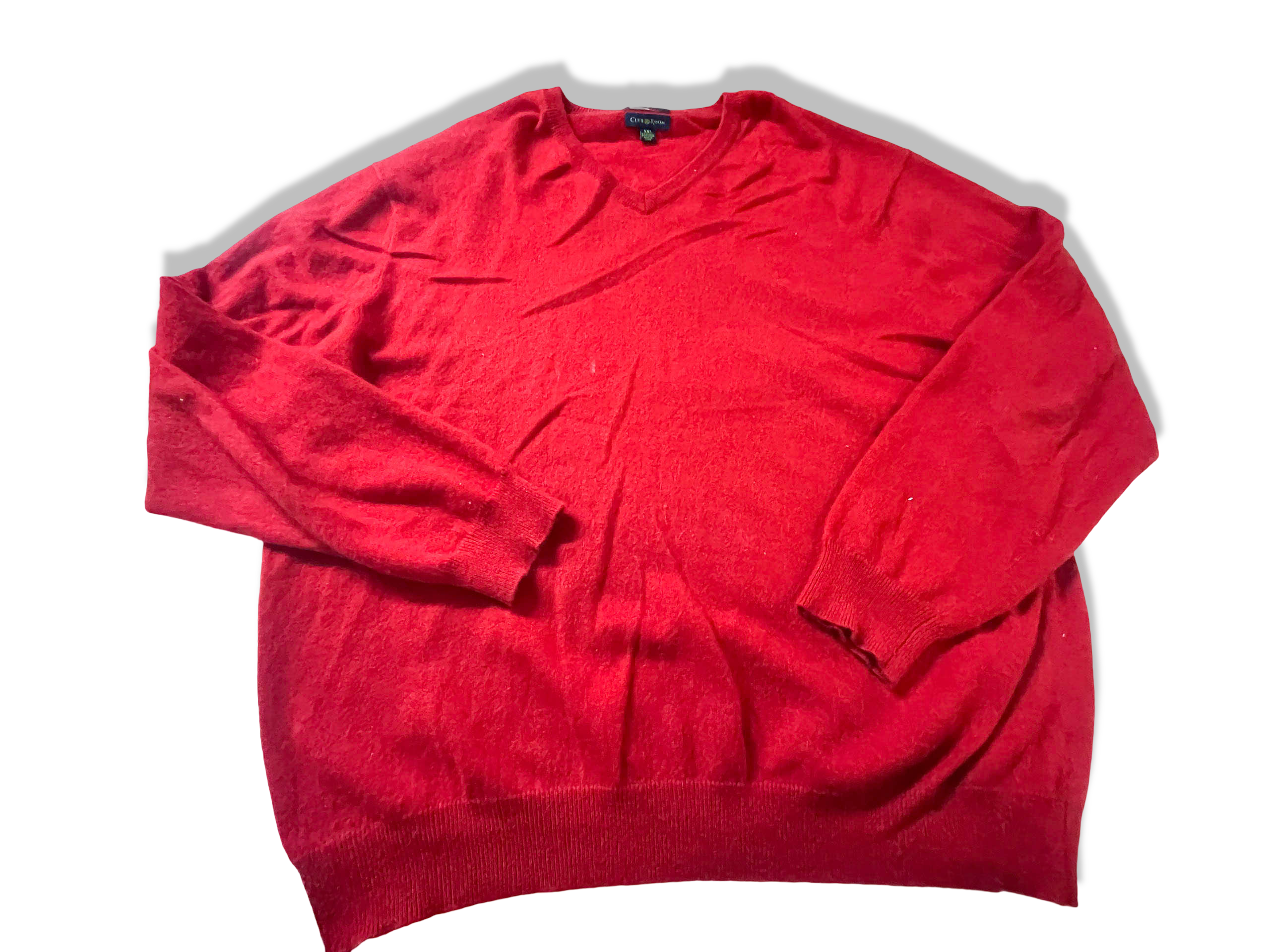 Vintage Men's red Club & room estate cashmere V-neck sweatshirt in XXL|L29W27|SKU 3923