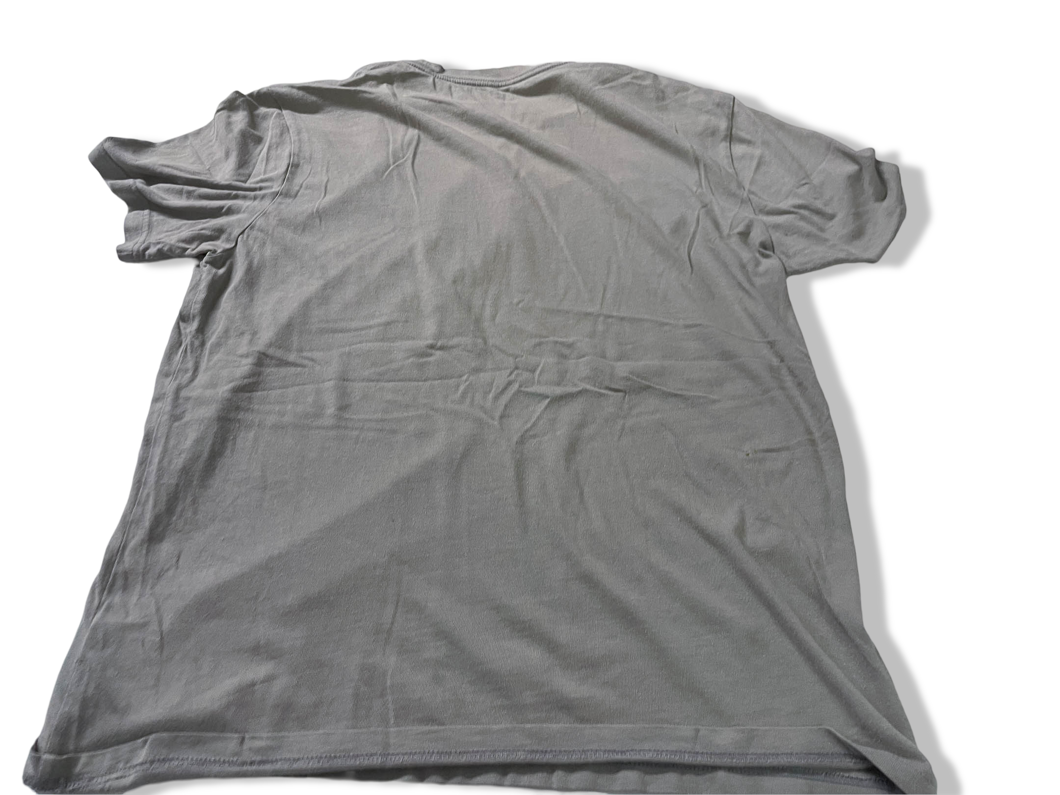 Vintage Men's American Eagle Cream standard fit tees in M|L27 W19|SKU 4132