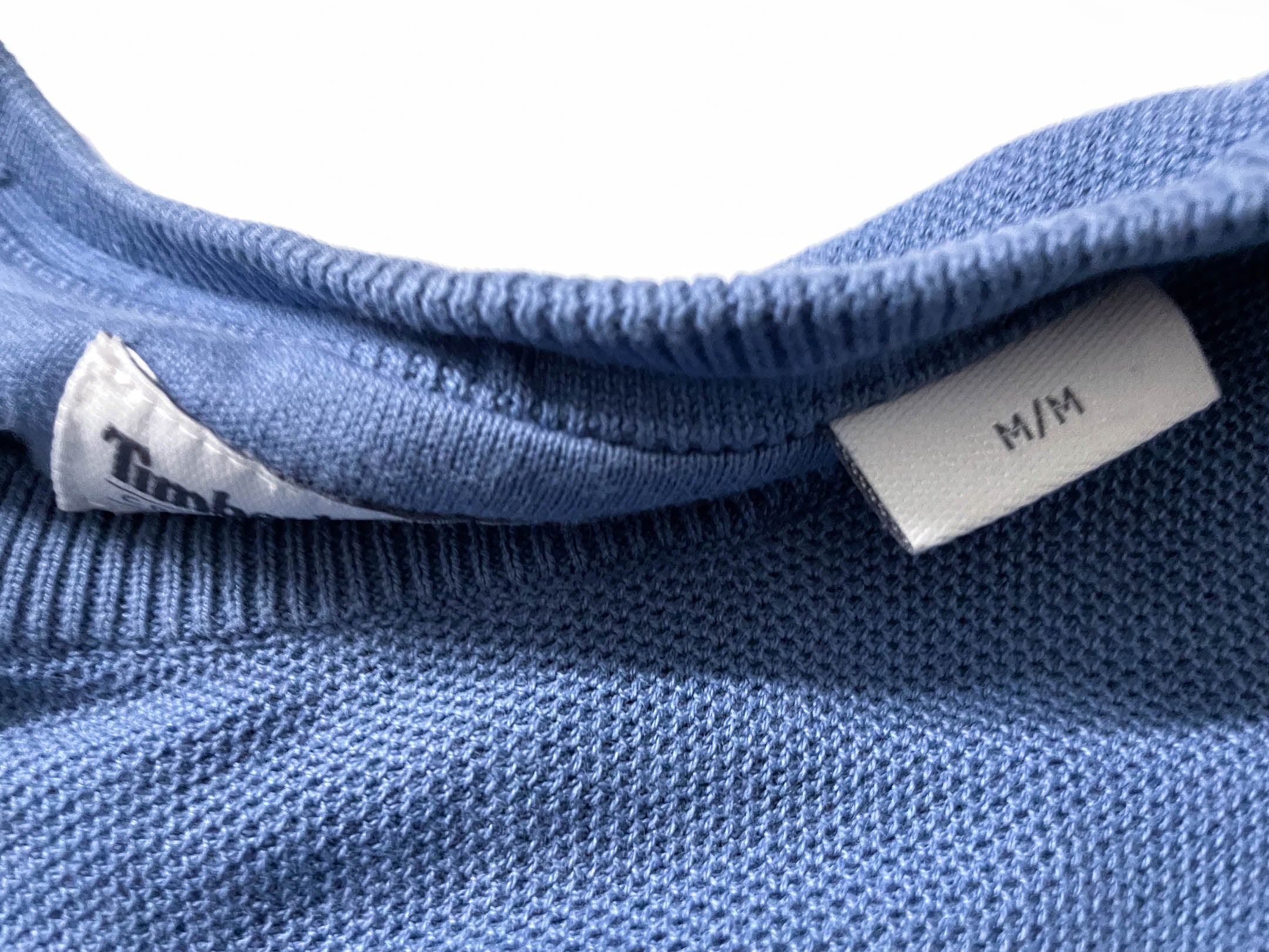 Vintage Men's Timberland 90's blue crew neck sweatshirt in M|L28 W19| SKU 4133