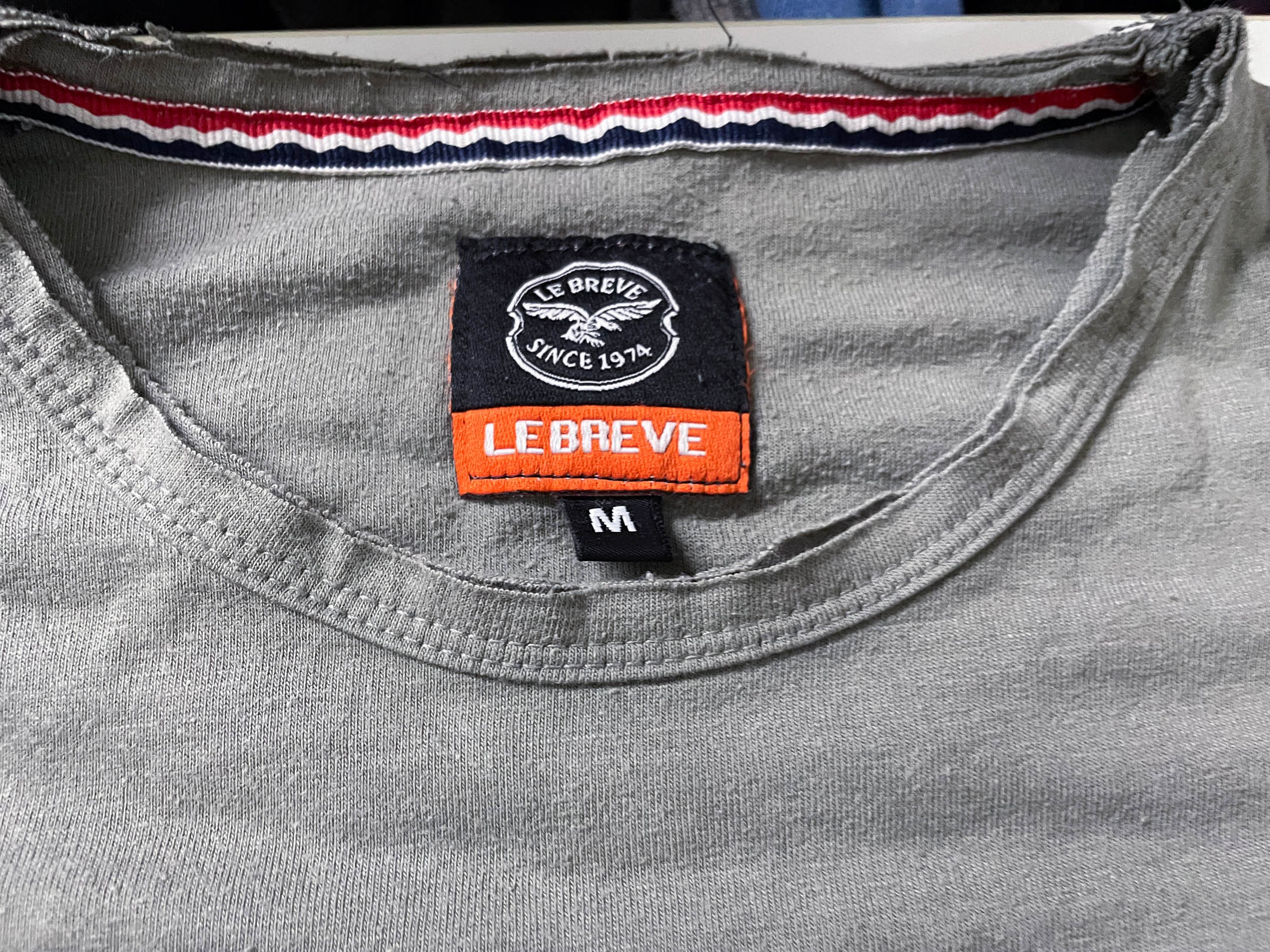 Vintage LeBreve 90's grey medium short sleeve tees|L29 W18|SKU 4134