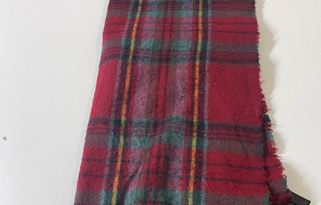 Vintage Miss Selfridge red checkered wool scarf| L70 W 23| SKU 3974