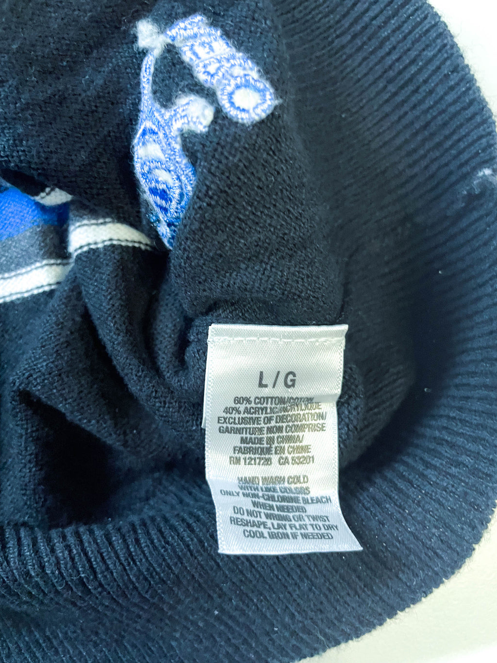 Vintage Men's 90's Aeropostale blue multi stripe sweatshirt in L|L28 W21|SKU 3991