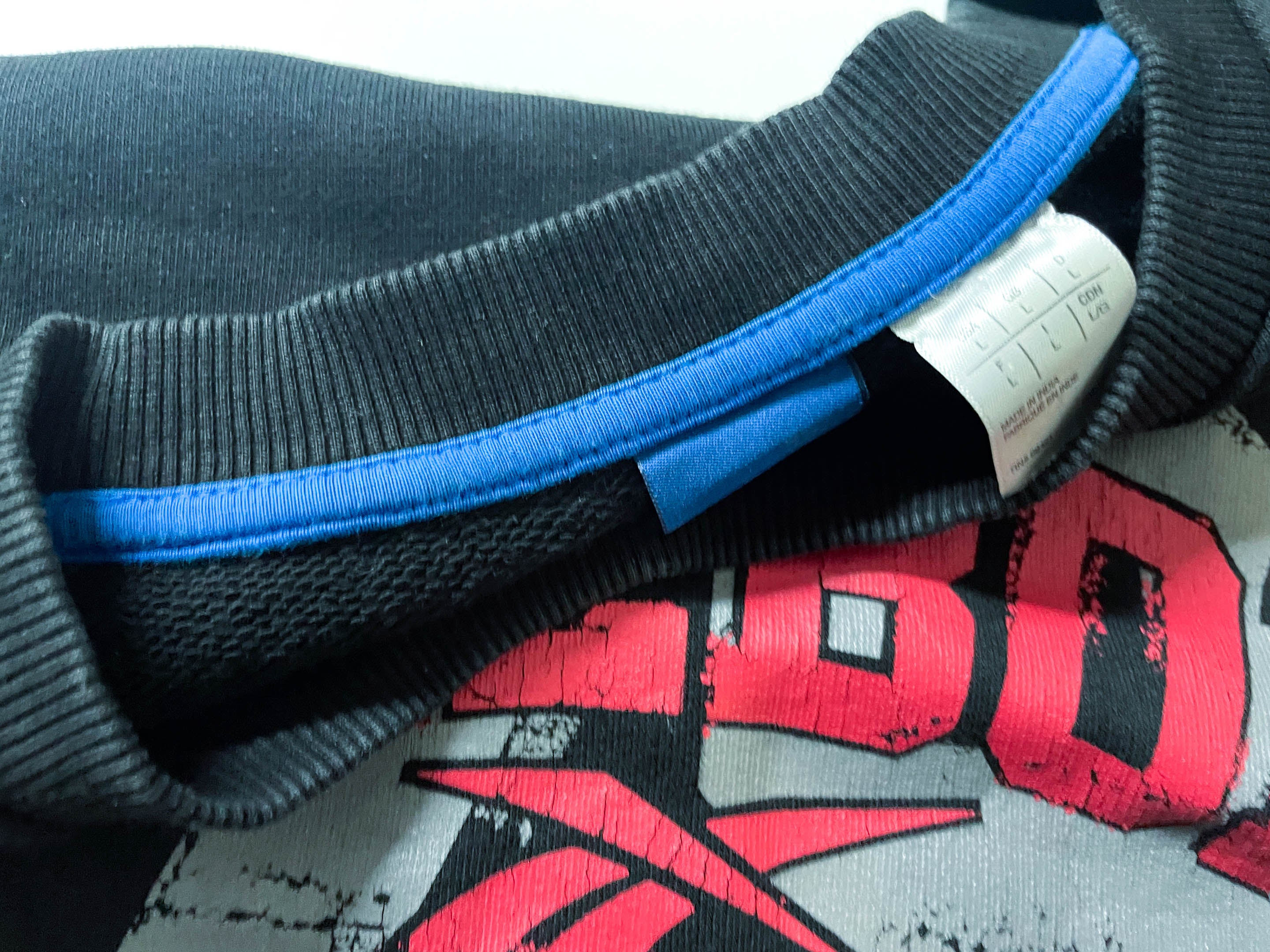 Vintage Men's Reebok training graphics black sweatshirt in L|L 28 W21| SKU 4007