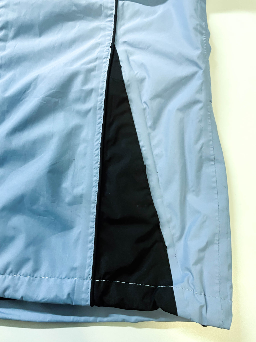 Vintage women's Kartel Elle blue windbreaker full zip jacket in S|L 30 W 20|SKU 4008 with new tag