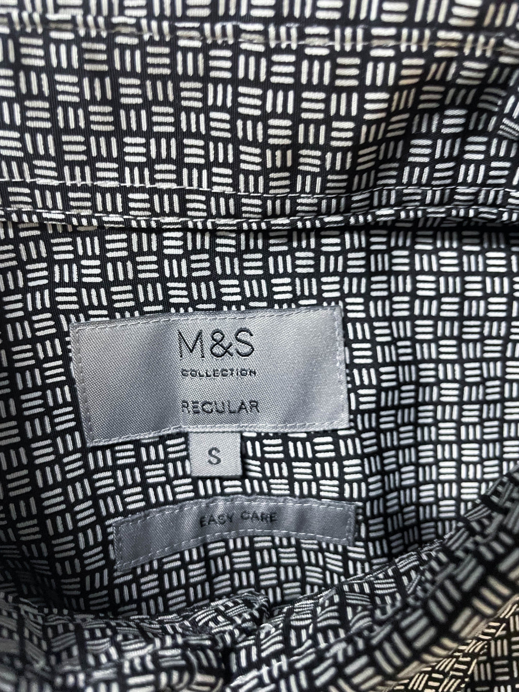 Vintage M&S Collection men's regular fit black & white geometric print short sleeve shirt in S|L31 W21| SKU 4016