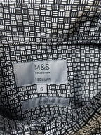 Vintage M&S Collection men's regular fit black & white geometric print short sleeve shirt in S|L31 W21| SKU 4016