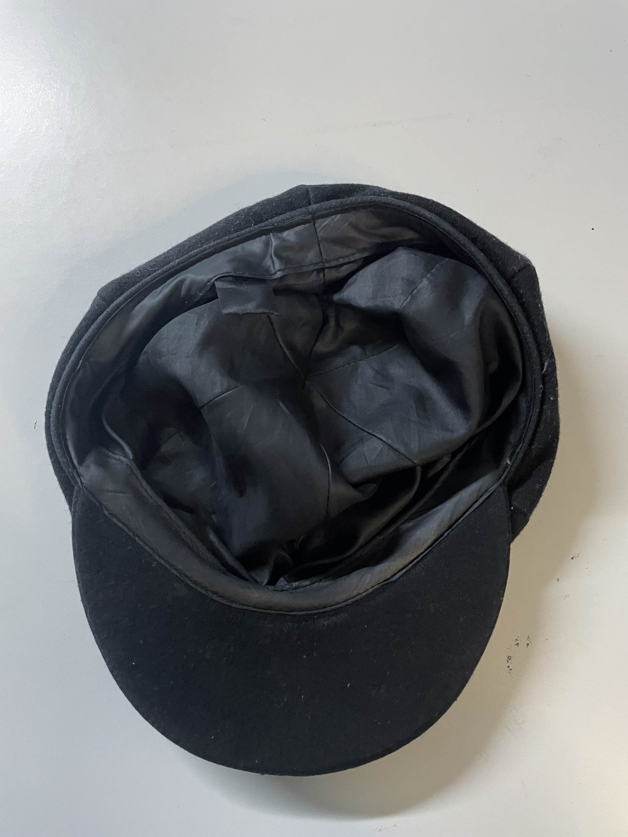 Vintage women's black cadet flat cap| One size| SKU 4018