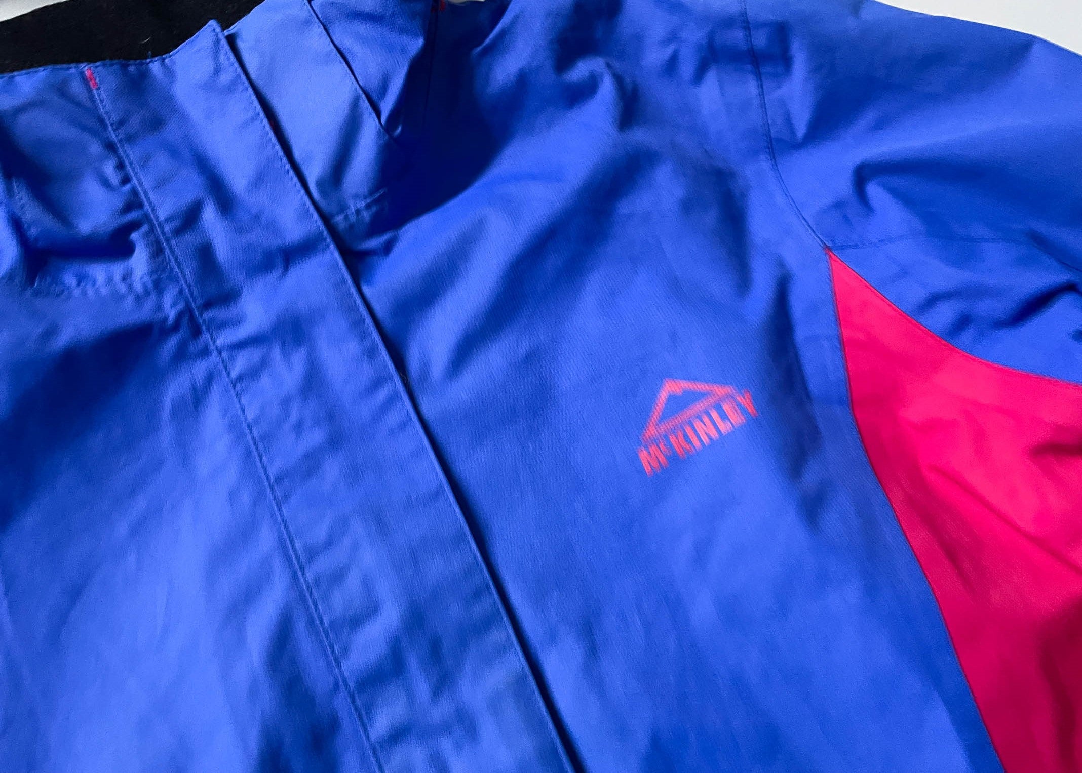 Vintage Women's Mckinley blue full zip wind breaker jacket in M/L Made in China|L29W18| SKU 4032