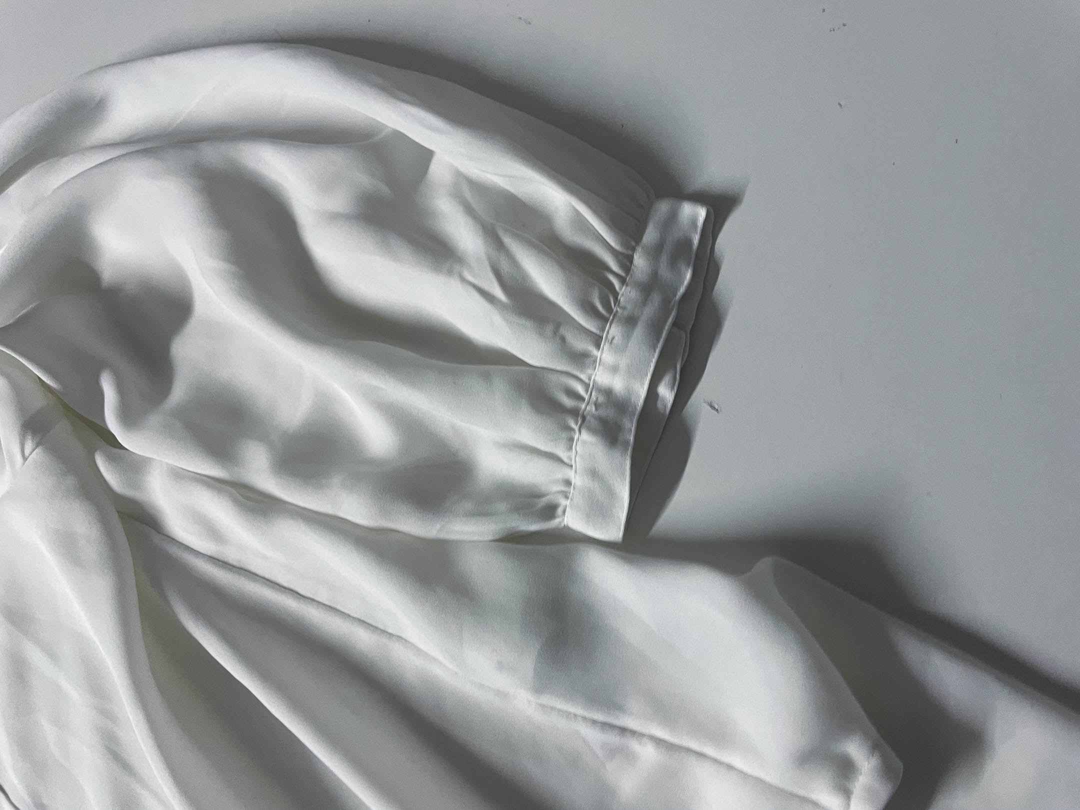 Vintage women's Next white off shoulder long sleeve shirt size 12|L27 W19| SKU 4034