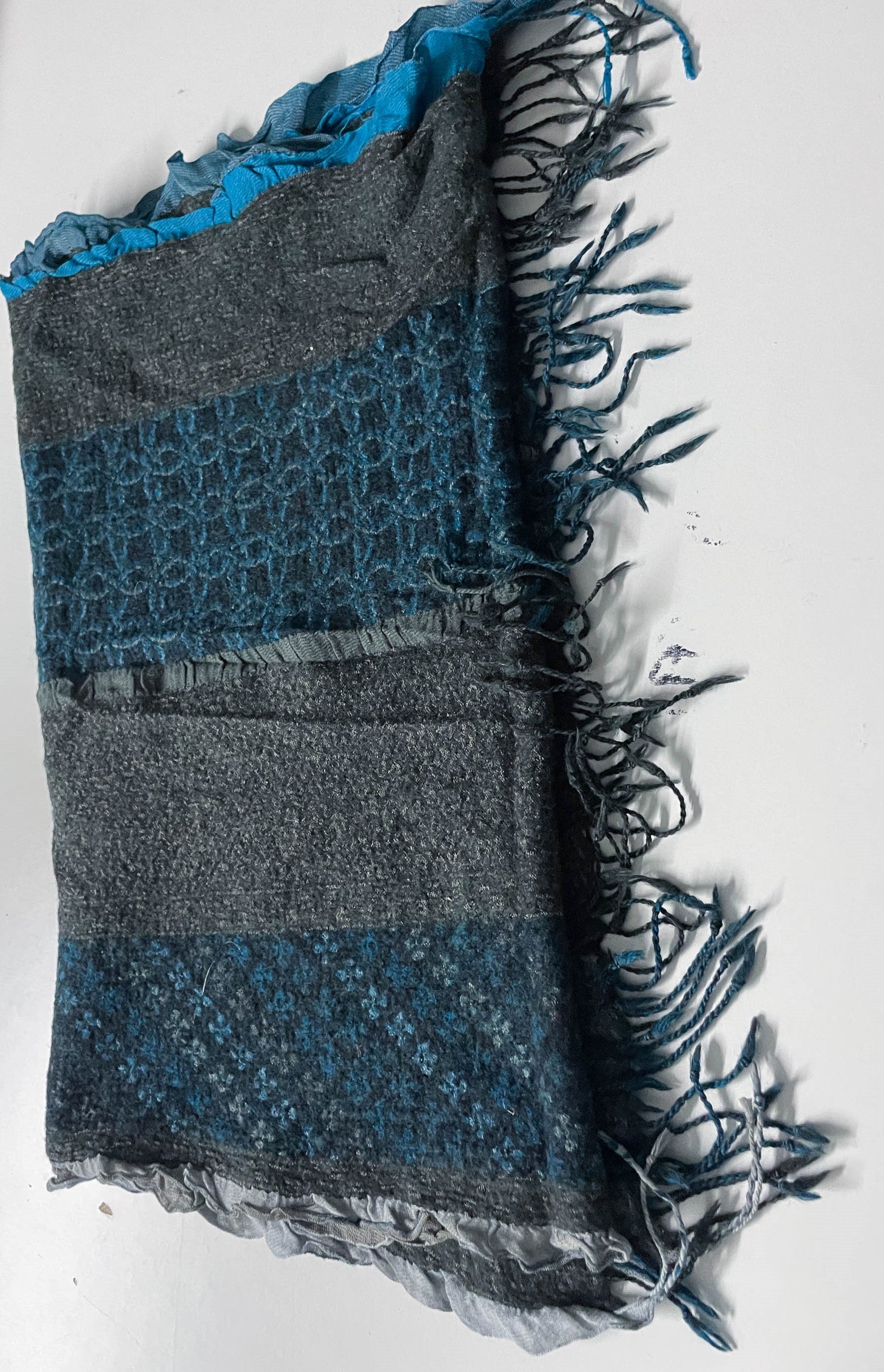 Vintage Blue and grey stripe paisley pashmina scarf |L 46 W 20| One size|SKU 4038