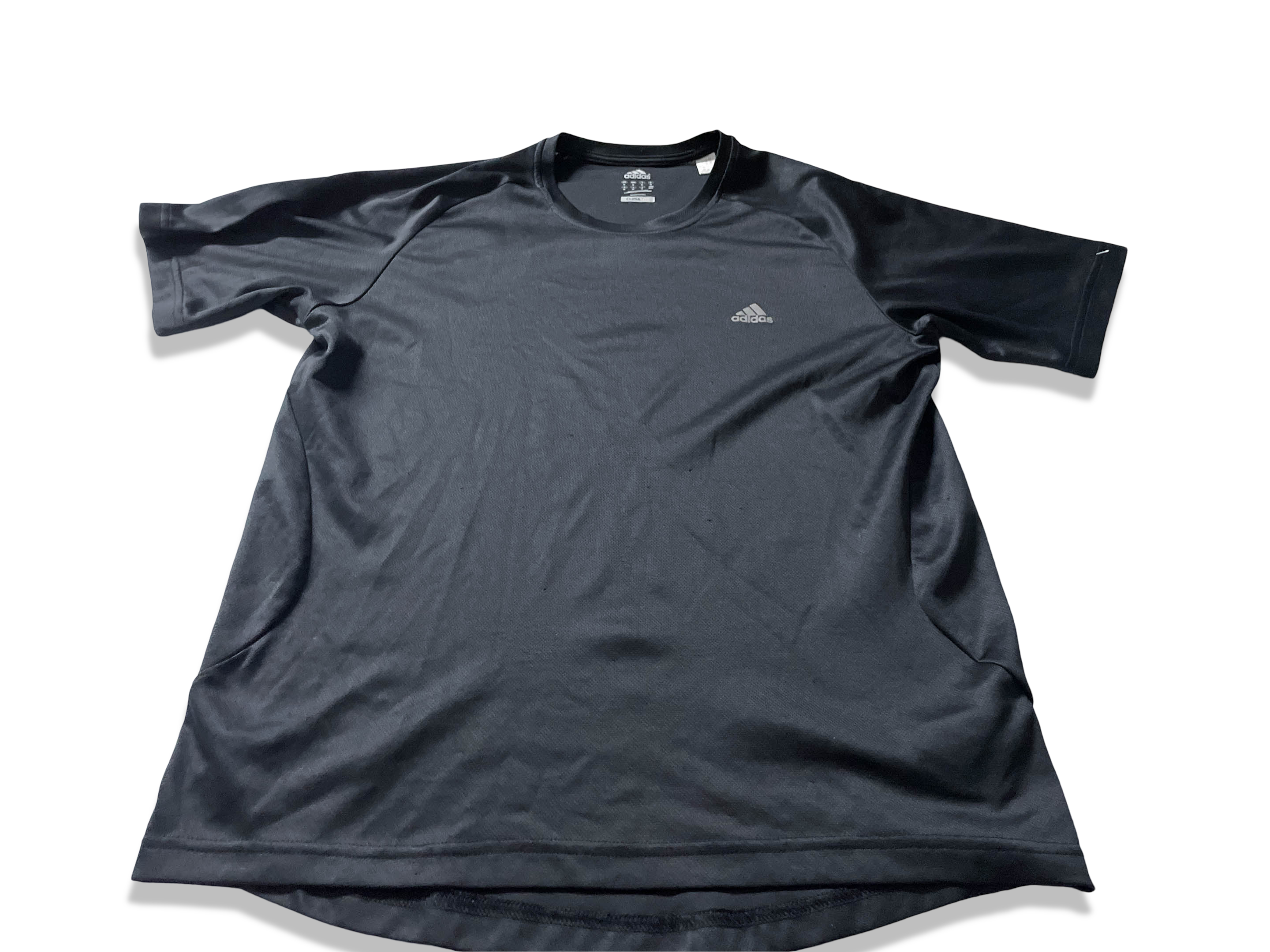 Vintage Men's Black Adidas Climalite training short sleeve tees in M Made in Philippines|L18 W20| SKU 4048