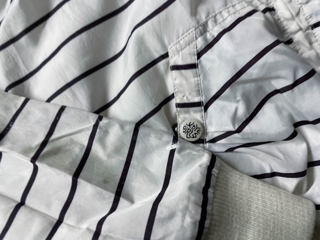 Vintage Women's Pull & Bear XDYE GIRLS White stripe hoodie full zip jacket in XL|L26 W19|SKU 4052