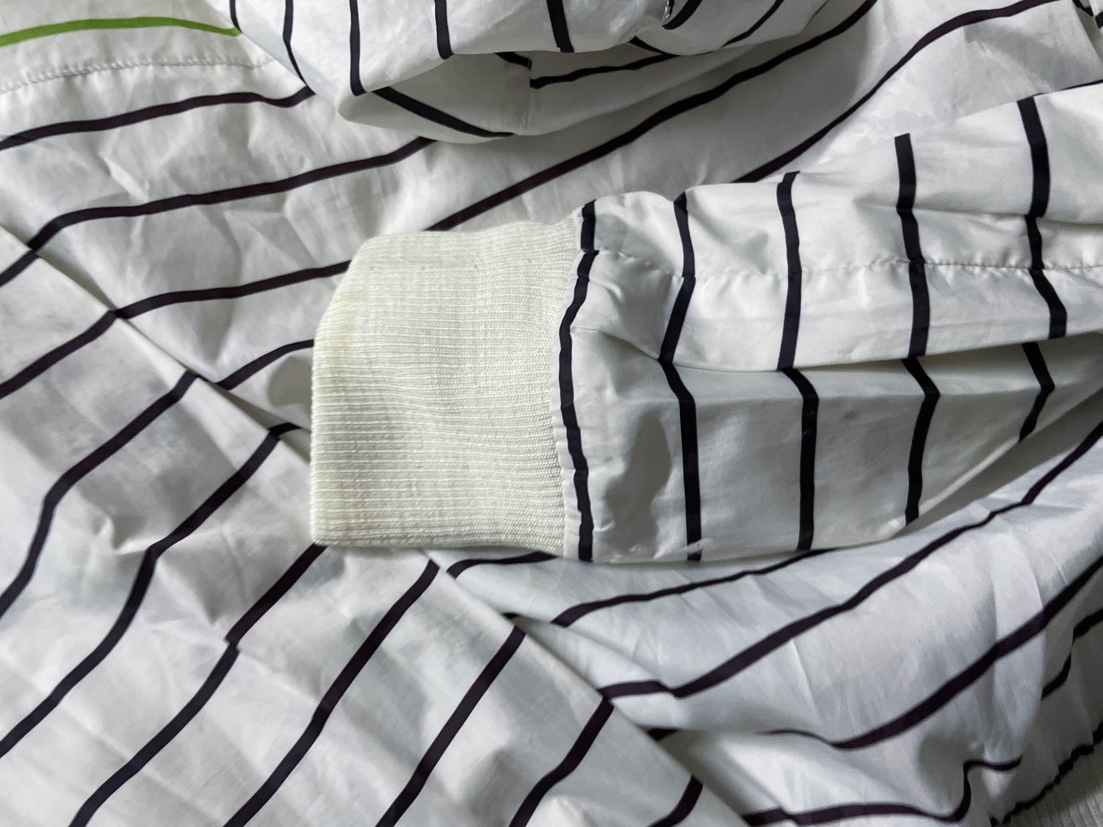 Vintage Women's Pull & Bear XDYE GIRLS White stripe hoodie full zip jacket in XL|L26 W19|SKU 4052