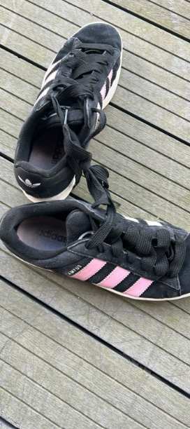 Vintage Adidas Campus 00s – Black/True Pink/White (Used, UK 8 / EU 42) SKU 6735