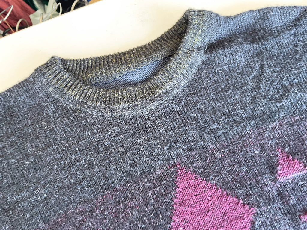 Vintage grey Aztec geometric crew neck sweater in M/L| L27 W25| SKU 4369