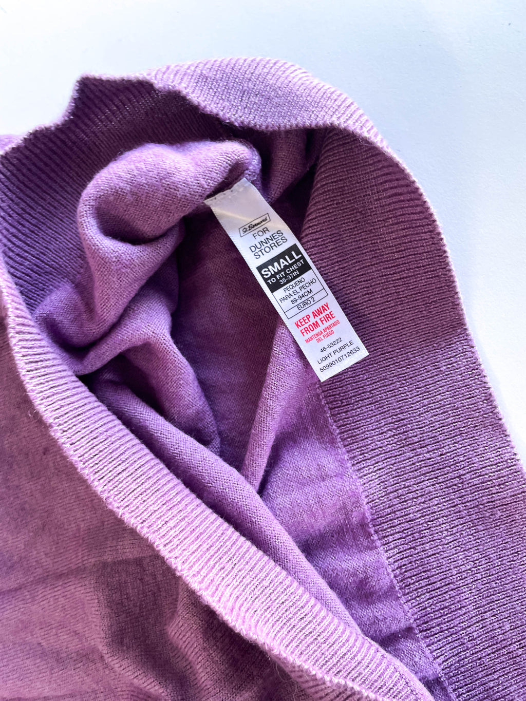 Vintage Dunnes stores purple V-neck long sleeve sweatshirt in S| L24 W18| SKU 4371
