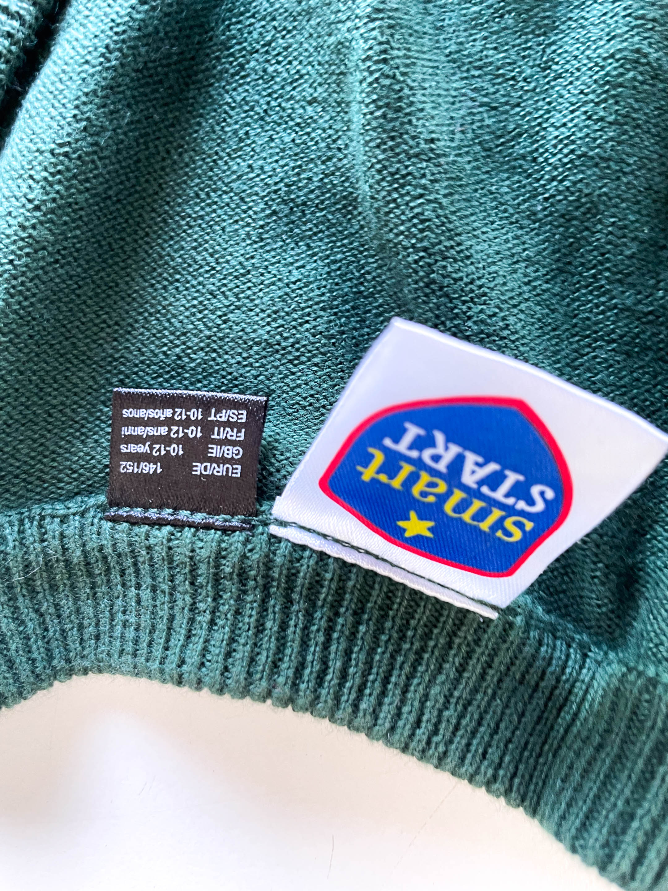 Vintage Smart Start winter knitted V-neck button up green cardigan 10-12YRS|L21 W15| SKU 4372