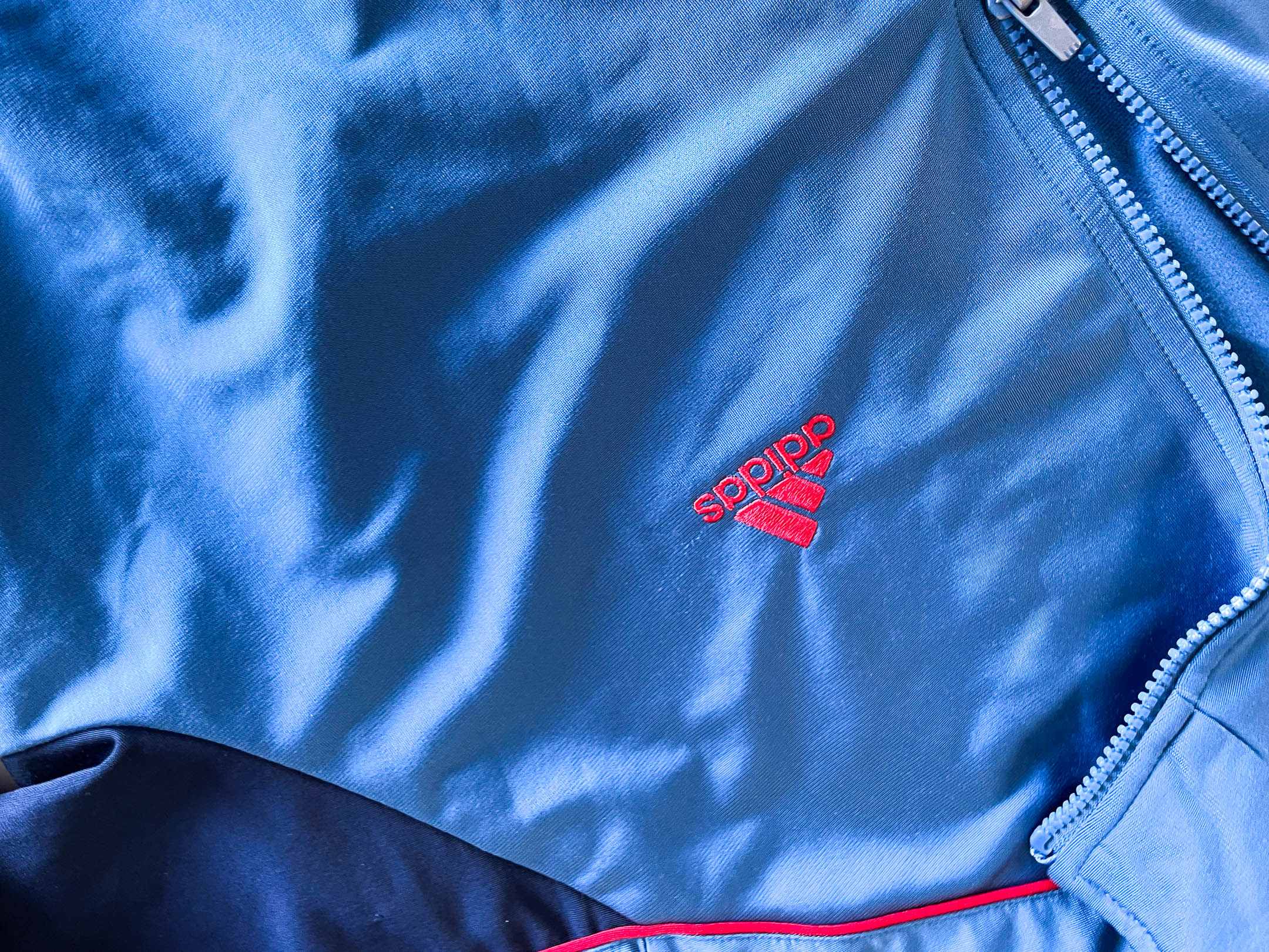 Vintage Adidas full zip blue windbreaker track top in L| L32 W24|SKU 4382