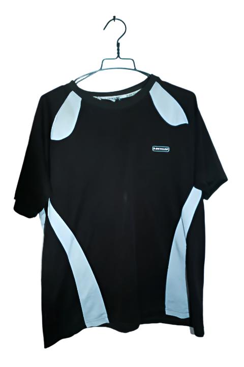 Vintage men Black colourblock Dunlop short sleeve tees in M|L29 W22|SKU 6568