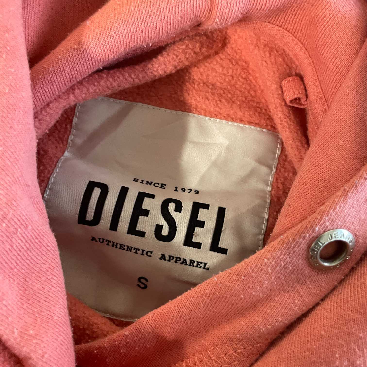 Vintage men Diesel Authentic apparel 90's orange hoodie in S| L22 W19| SKU 5546