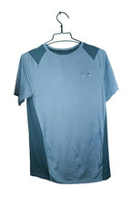 Vintage men grey Under Armour short skeeve training tees in M|L29 W18|SKU 6628