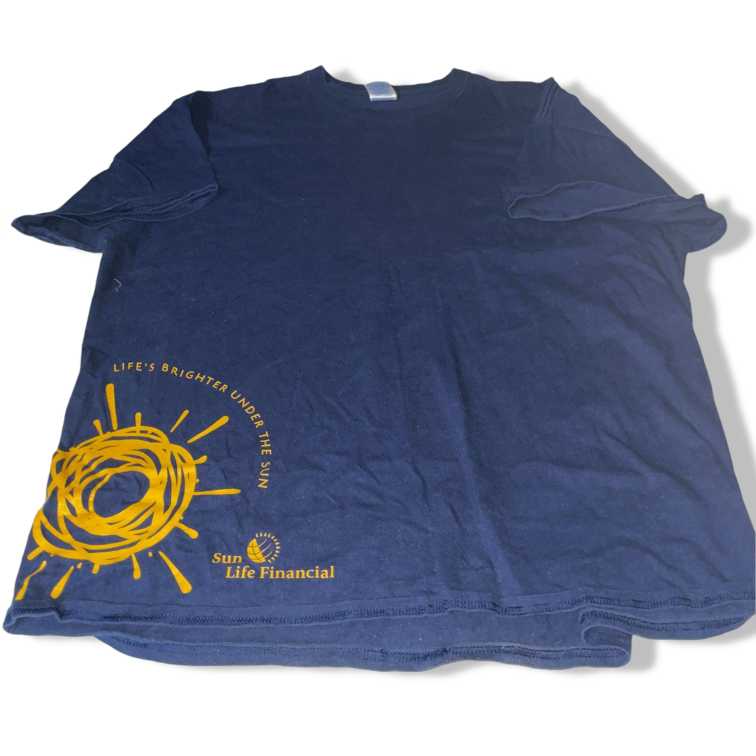 Vintage men sun life financial print Gildan Navy blue mens t shirt in size XXL|L32 W24|SKU 5496