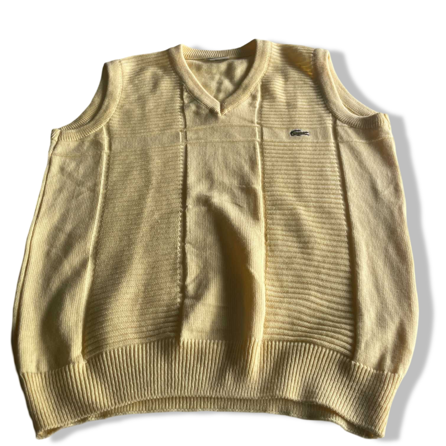 Vintage men yellow lacoste chemise V-neck sleeveless sweater in 2XL| L29 W23|SKU 5608