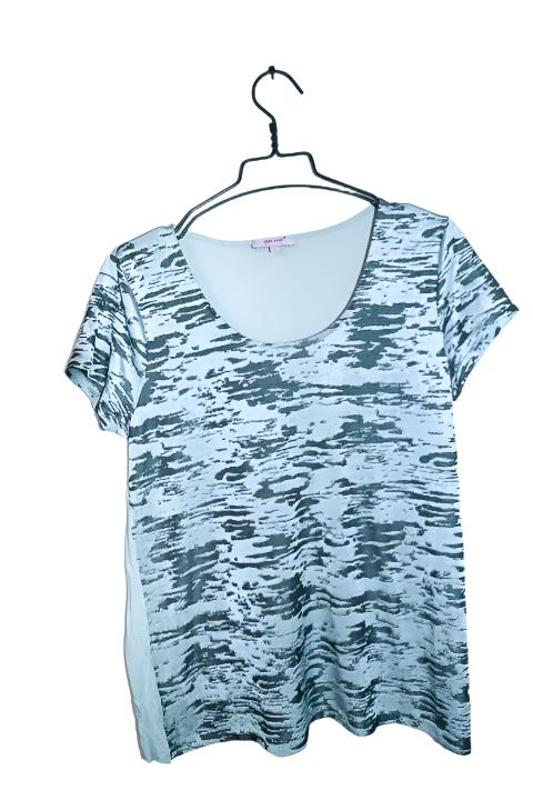 Vintage women Per Una grey camouflage short sleeve tees size 16|L27W19|SKU 6639