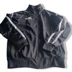Vintage women Umbro black full zip track jacket in S/M| L28 W18| SKU 5629