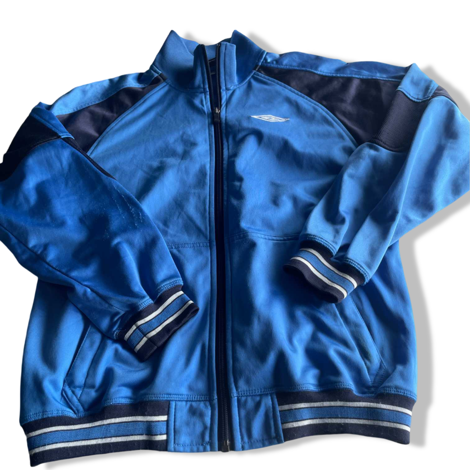 Vintage women Umbro blue full zip wind breaker track jacket in S|L27 W18| SKU 5630