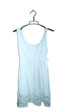 Vintage women sleeveless kneelength cream dress in XS/S|L33 W11|SKU 6619