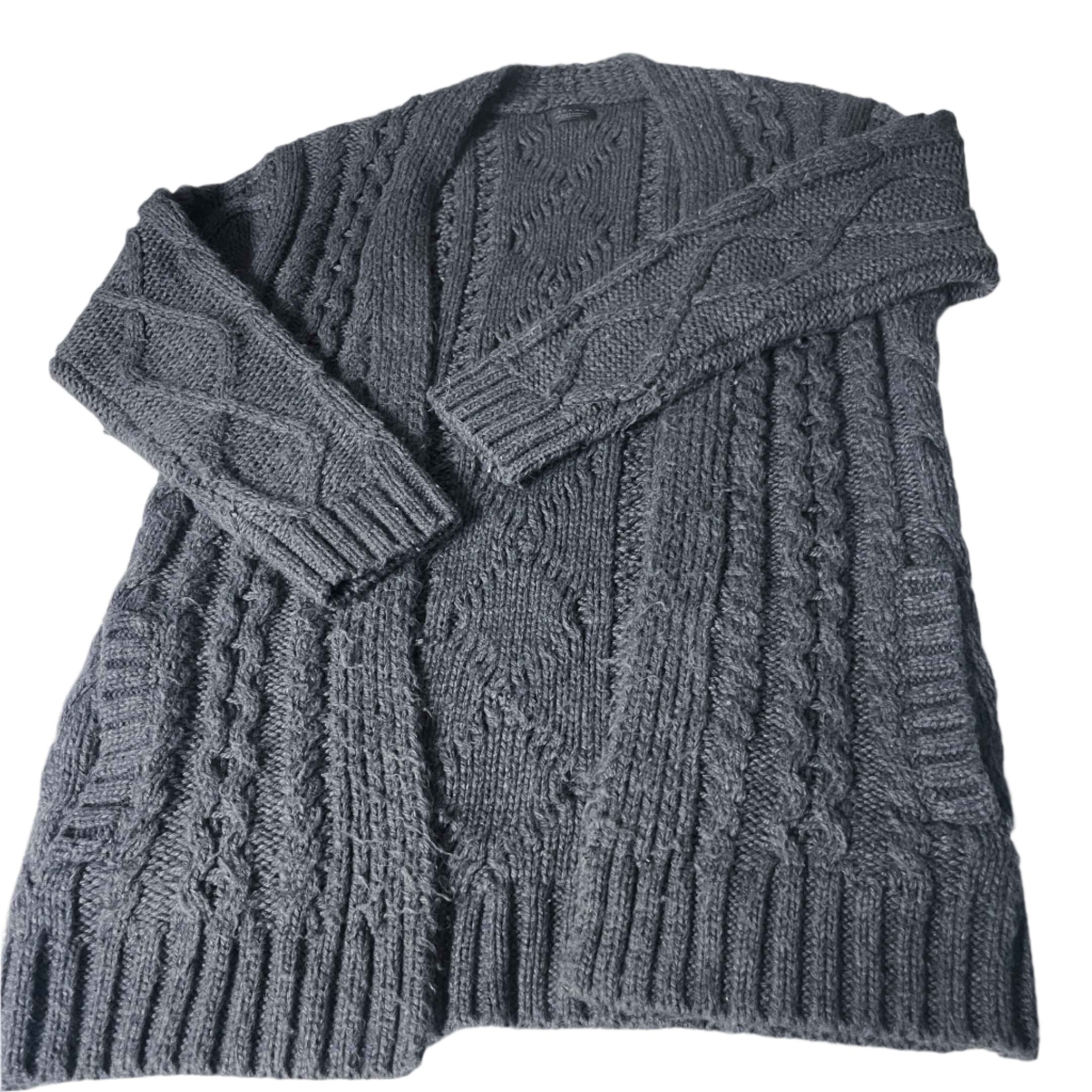 Zara Man grey cable knitted open front sweater in M|L32 W20|SKU 6501