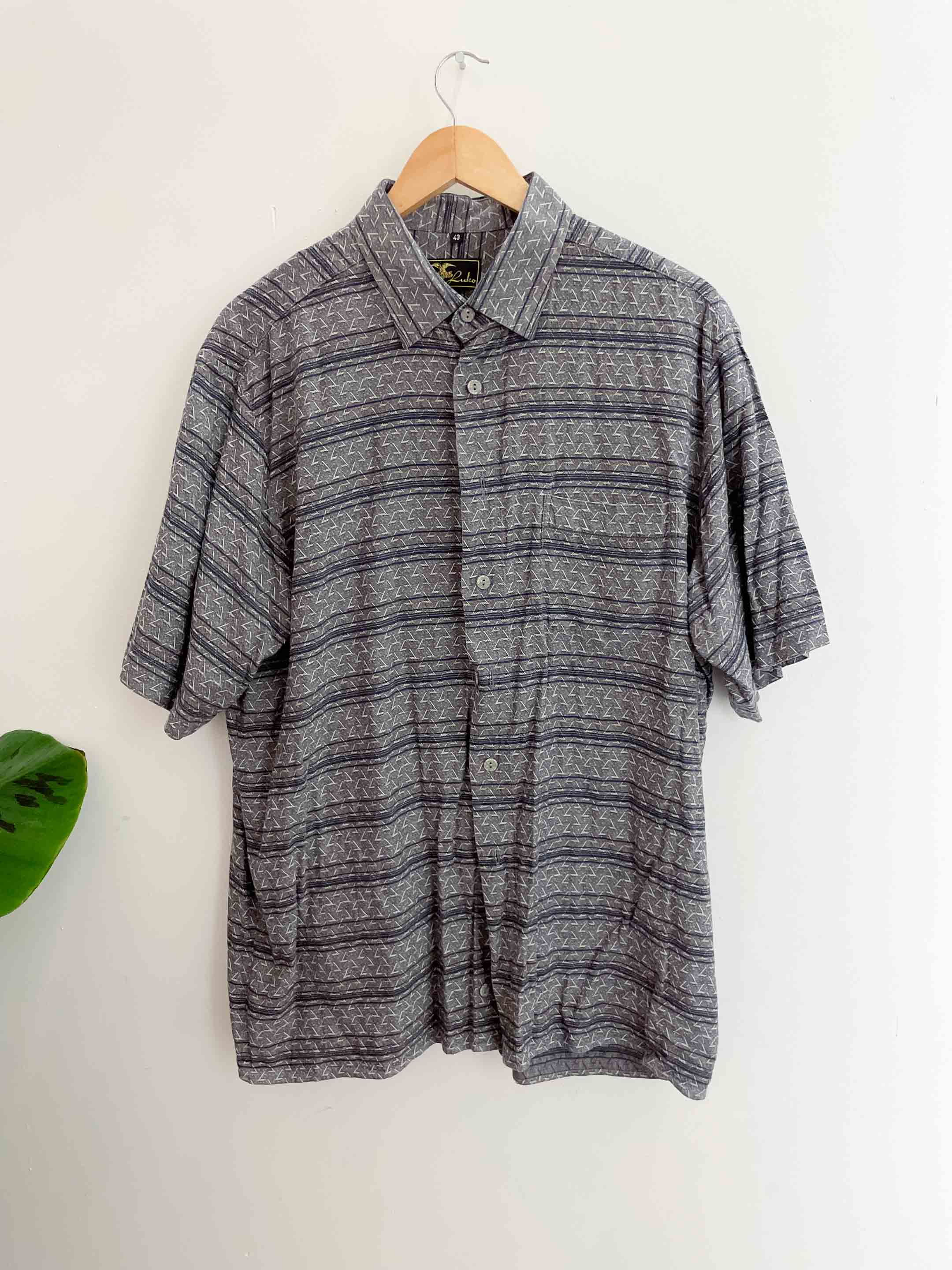 Vintage luko sustainable men printed short sleeve multi shirt size L
