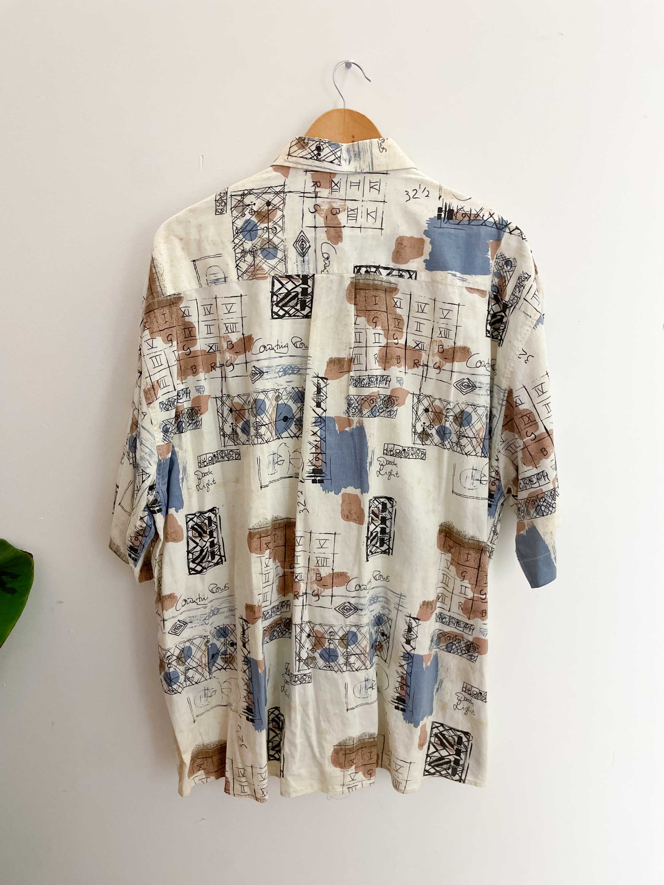 Vintage mens cream abstract printed pattern short sleeve shirt size M