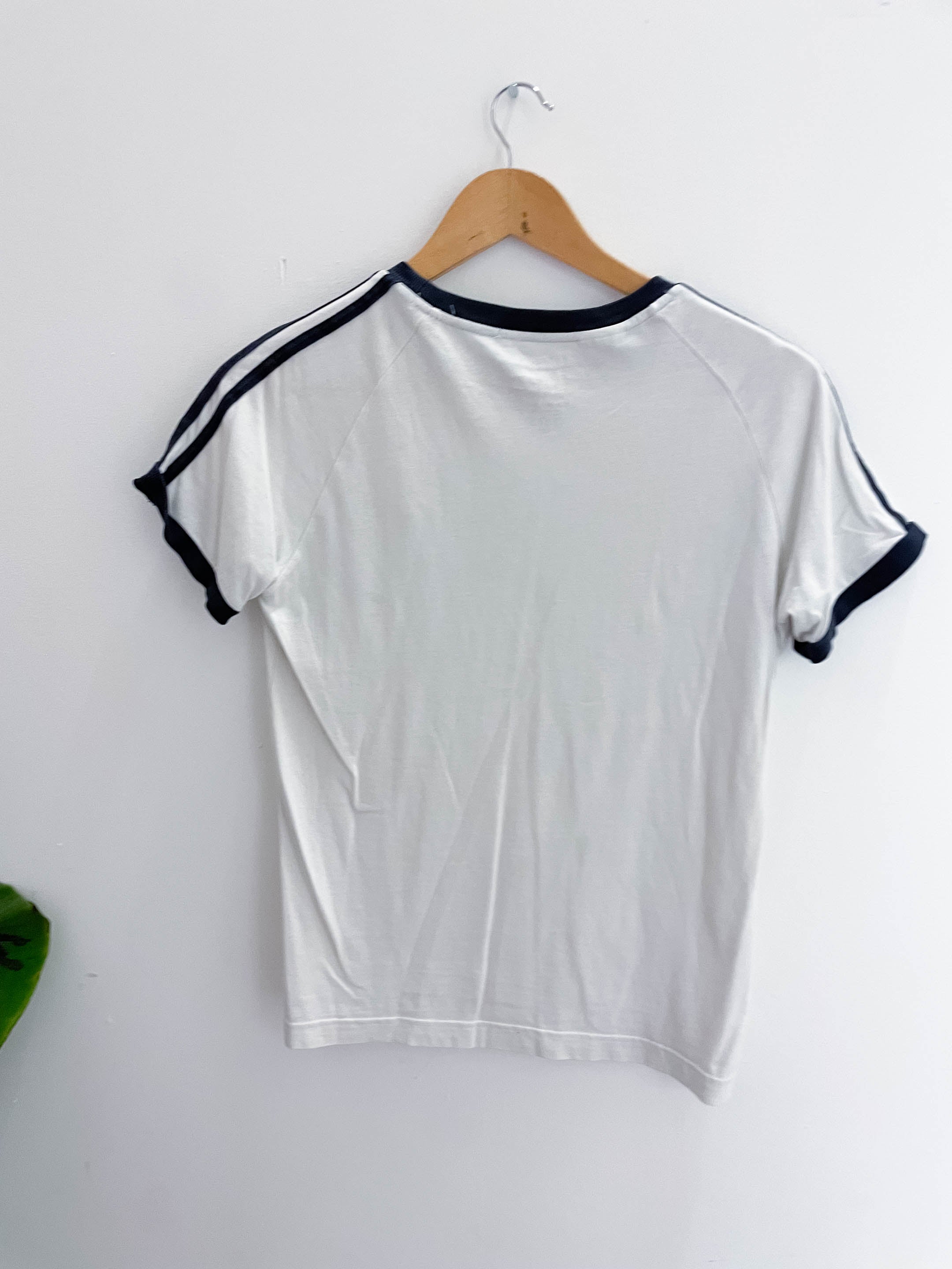 Vintage white adidas black three stripe medium tshirt
