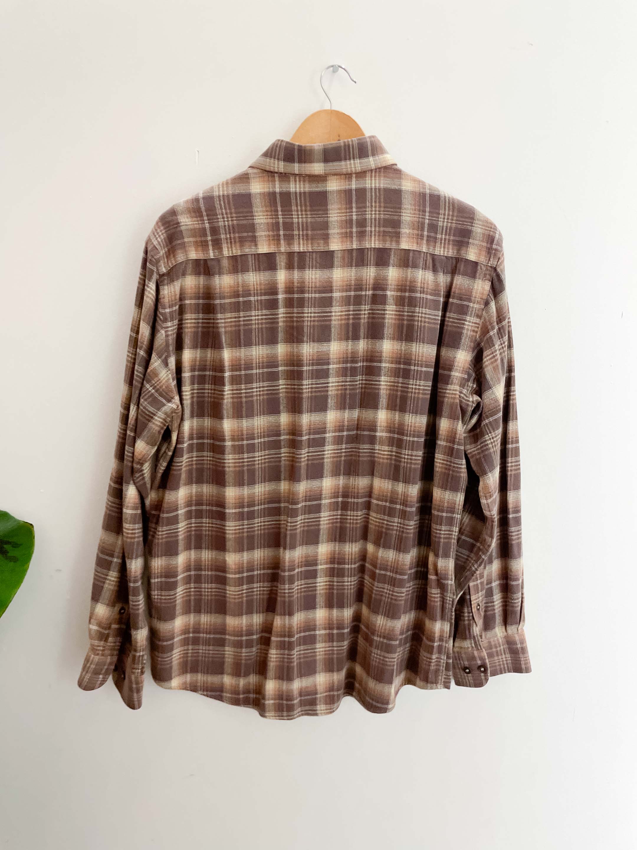 Vintage brown checkered mens large long sleeve shirt