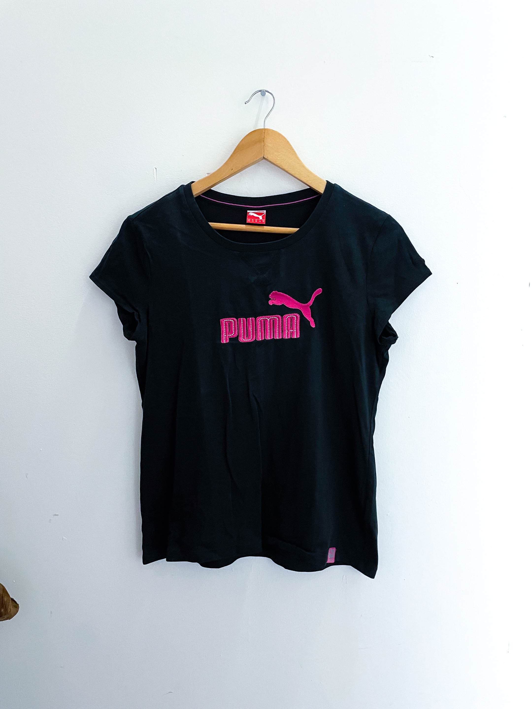 Vintage black puma lifestyle xlarge tshirt