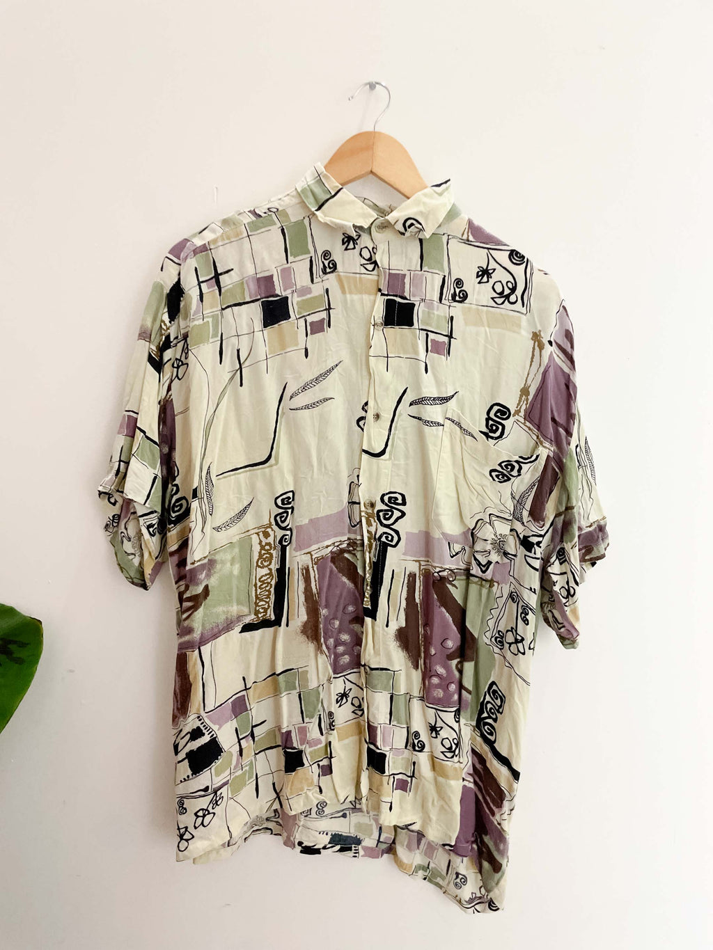 Vintage large multi abstract pattern short sleeve shirt