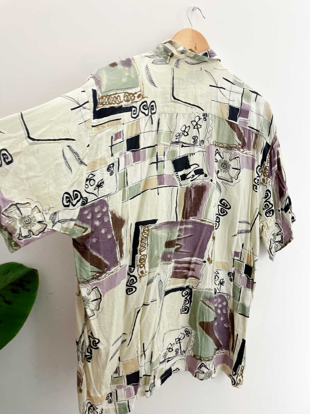Vintage large multi abstract pattern short sleeve shirt