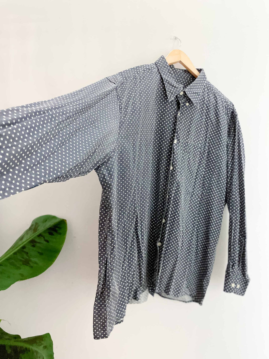 Vintage blue joka floral pattern mens long sleeve shirt