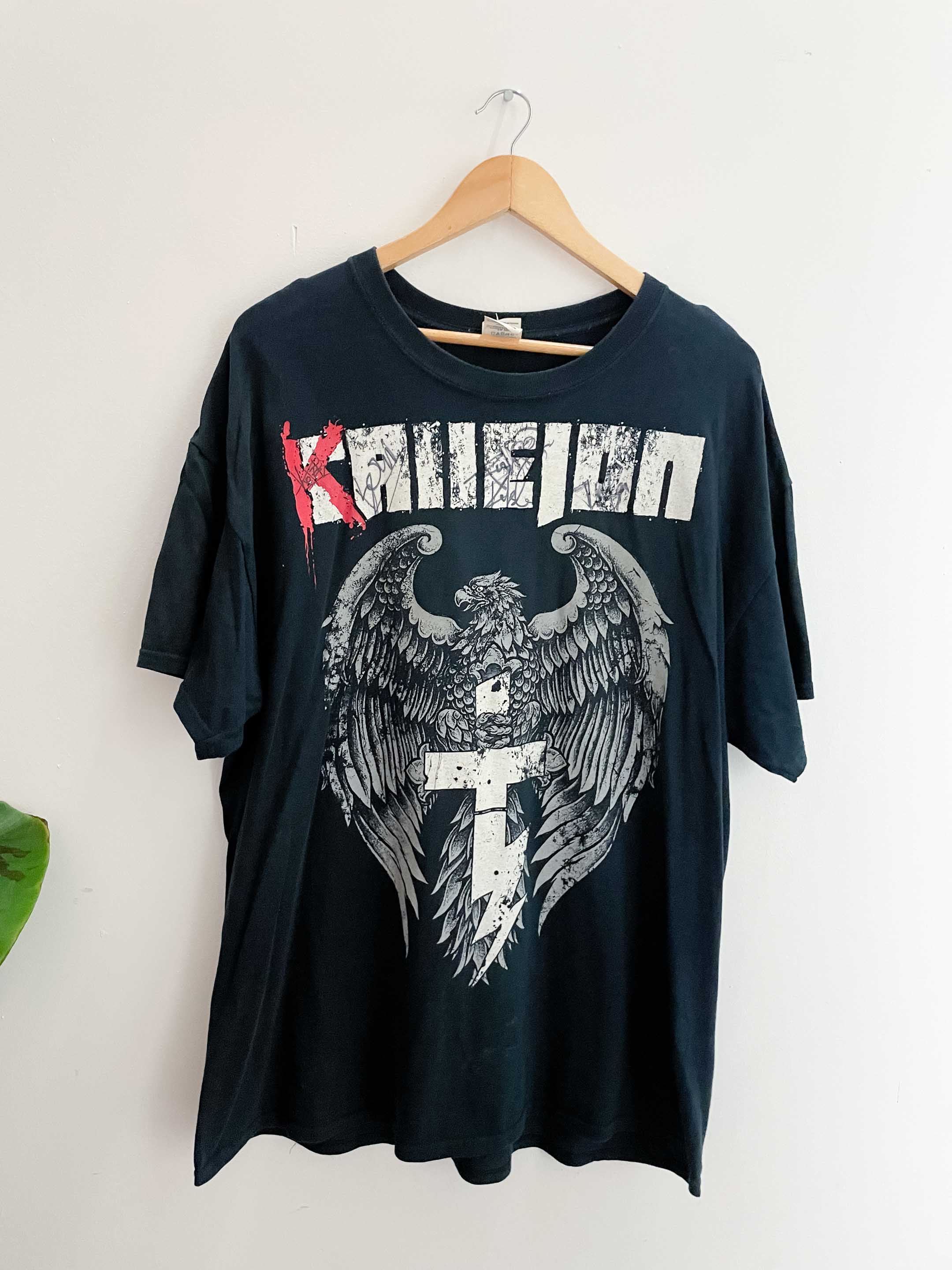 Vintage black graphics mens tshirt size XL with MSD at the back