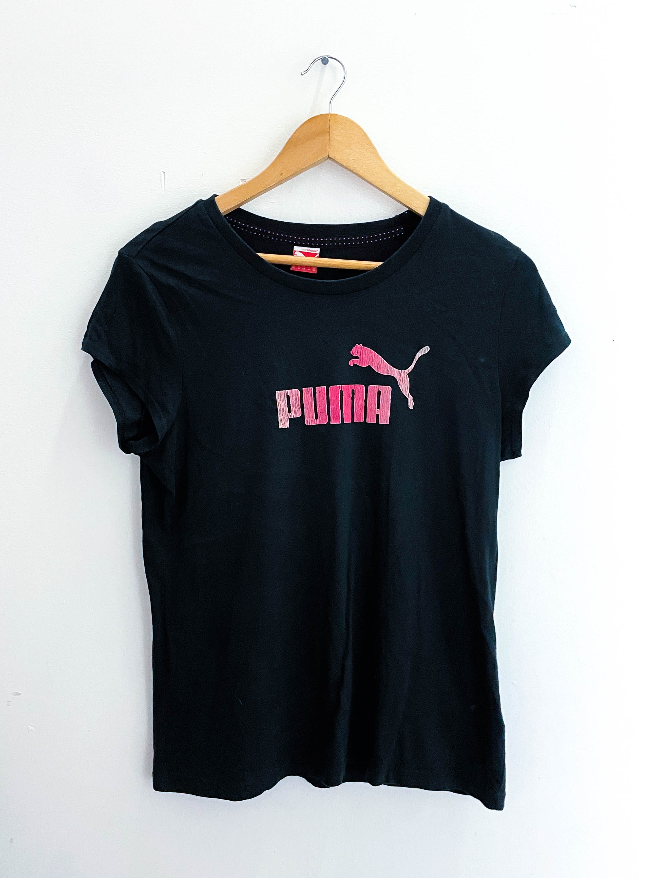Vintage black womens xlarge puma tshirt
